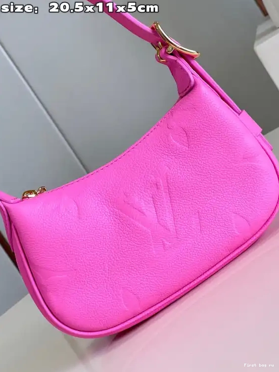 First bag ru Mini LOUIS VUITTON Moon 0517